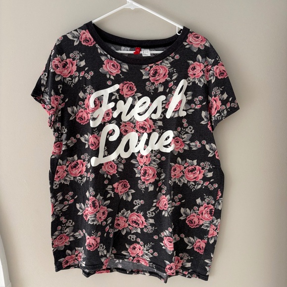 Division | Fresh Love Tshirt | Size Large - Picture 1 of 2